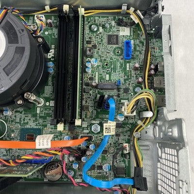 Dell OptiPlex 7060 SFF Intel Core i7-8700 3.2Ghz 1x8GB RAM No HDD No OS