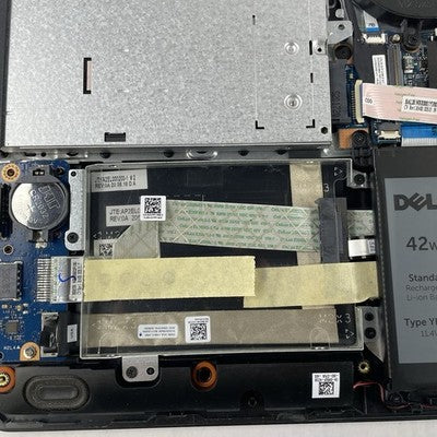 Dell Vostro 3590 15.6" i7-10510U 4.30 GHz 8 GB RAM No SSD No OS No AC