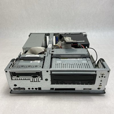 IBM NetVista 6790 11U DT Pentium 4 1.6 GHz 512 MB RAM No HDD No OS 2000 COA