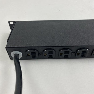 Geist SPC104-1020 10 Outlet 125VAC 20A Power Strip