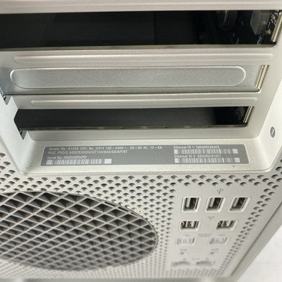 Apple Mac Pro A1289 2009 Xeon W3540 2.93GHz 6GB RAM 640GB HDD os10.11.6 No GPU