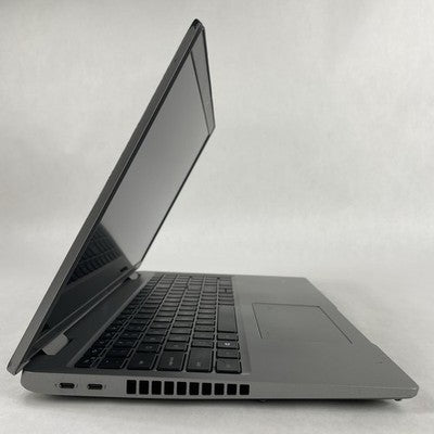 Dell Latitude 5520 15.6" i5-1135G7 2.40 GHz 8 GB RAM No SSD/AC/OS/Batt