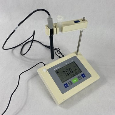 Mettler Toledo AG FiveEasy Plus FP20 pH Meter w/ Probe
