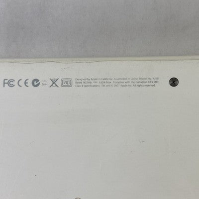 Apple MacBook A1181 2008 13" 2.1GHz Core 2 Duo 1GB RAM No HDD No OS No Battery