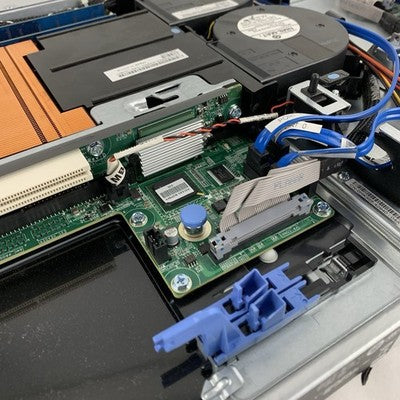 Dell PowerEdge R200 Server Xeon X3330 2.66 GHz 2 GB RAM No HDD No OS