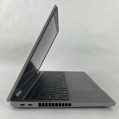 Dell Latitude 5520 15.6" i5-1145G7 2.60 GHz 8 GB RAM No SSD/OS/Battery - Read