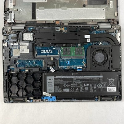 Dell Precision 3561 15.6" i5-11500H 2.90GHz 16GB RAM Quadro No SSD/AC/OS - Bezel
