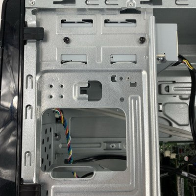 HP P2-1334 MT AMD E1-1200 1.40GHz 4GB RAM No AC Adapter No HDD No OS