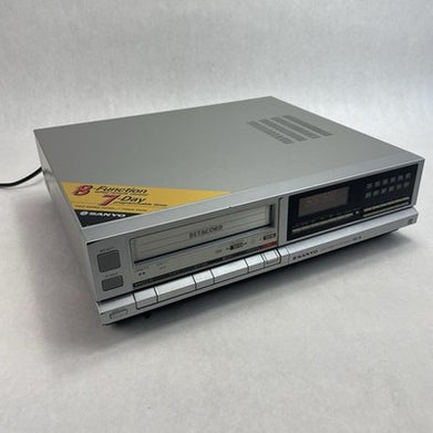 Vintage Sanyo Betacord VCR4010 Video Cassette Recorder No Remote For Parts