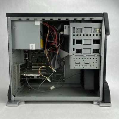 Toshiba Infinia 7200 MT Intel Pentium 199MHz 96MB RAM No HDD No OS