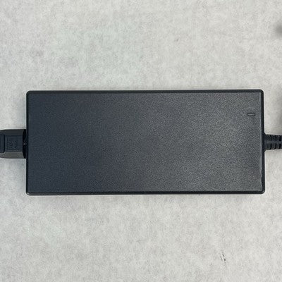 HP TPC-LA52 Original Adapter Part # 681058-001 Lot of 2
