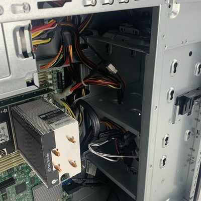 HP ML110 Gen10 8xSFF Server 1x Bronze 3104 1.7 GHz 24 GB Ram No HDD No OS