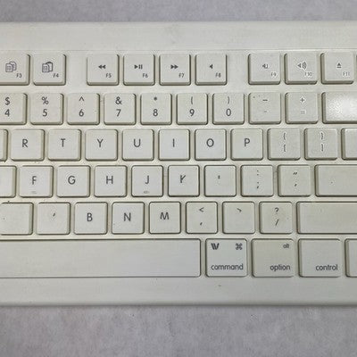 Macally Slim Key Pro A Wired Keyboard  White Lot of 2