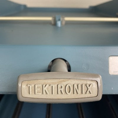 Tektronix Scope Mobile Cart Type 202-2 Model C F/ 500 Series Scopes