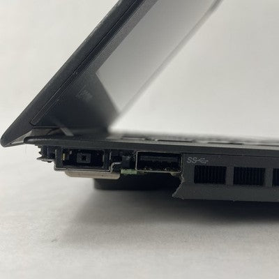 Lenovo ThinkPad T460 14" i5-6300U 2.40 GHz 8 GB RAM No SSD/OS/AC - Bottom Panel