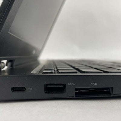 Dell Latitude 5580 15.6" i5-7440HQ 2.8GHz 8GB RAM No SSD/OS/AC - Bad Hinge Cover