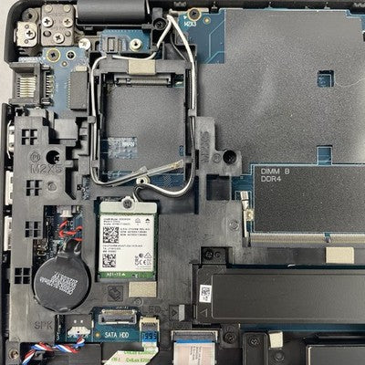 Dell Latitude 5501 15.6" i5-9400H 2.50 GHz 8 GB RAM No SSD/OS/AC