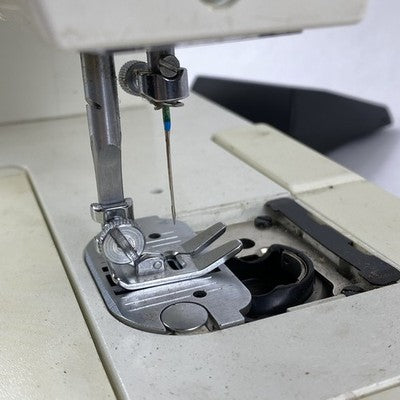 SINGER 5830C Sewing Machine - Zigzag Free Arm Tested Parts or Repair