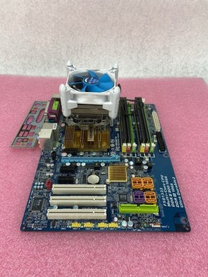 Gigabyte P35C-DS3R Motherboard Intel Core 2 Quad Q6700 2.66GHz 4GB RAM w/IO