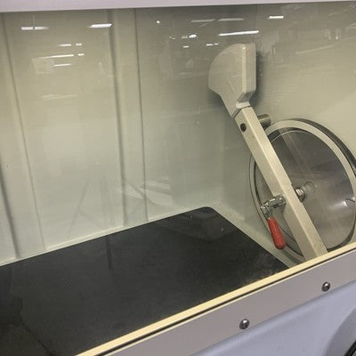 Labconco Controlled Atmosphere Glove Box 5220100 No Controller Broken Gloves