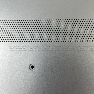 HP 15-da0073ms 15.6" i5-7200U 2.50 GHz 8 GB RAM No SSD/OS/Battery - Bad Bottom