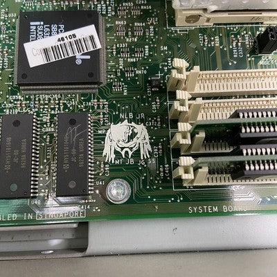 Compaq Presario 4710 MT Intel Pentium 166MHz 24MB RAM No HDD No OS