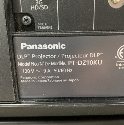 Panasonic PT-DZ10KU WUXGA DLP Lamp Projector Bad Lamp 1 - No Lens No Remote