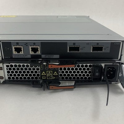 NetApp NAJ-1001 Disk Array Controller 23 Caddies 2x PSU 2x IOM6 Controller Cards