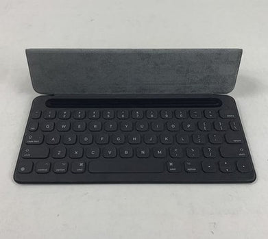 Apple A1772 QWERTY Keyboard Folio For Apple IPad Pro - Untested