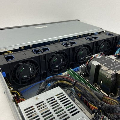 DATTO S4E18 Gigabyte MD71-HB0 Xeon Silver 4214 2.2 GHz 64 GB Ram No HDD No OS