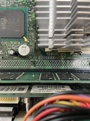 Gateway E-1800 DT Intel Celeron 1.4GHz 192MB RAM No HDD No OS