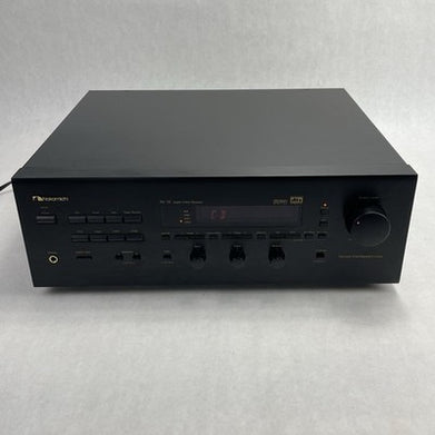 Nakamichi Audio/Video Receiver AV-10