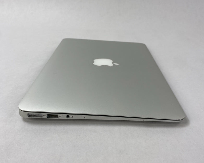 Apple MacBook Air A1465 2014 11" 1.4GHz i5 4GB RAM 120GB SSD os11.7.11 14 Cycles