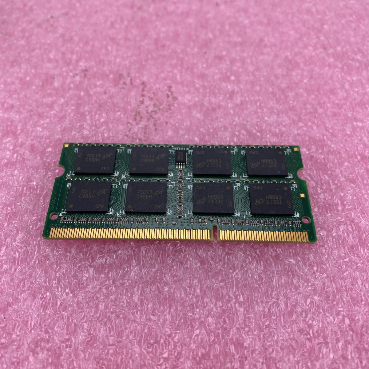 Crucial 4GB DDR3L-1600 Laptop Memory Ram CT51264BF160B.C16FED2 - Lot of 33