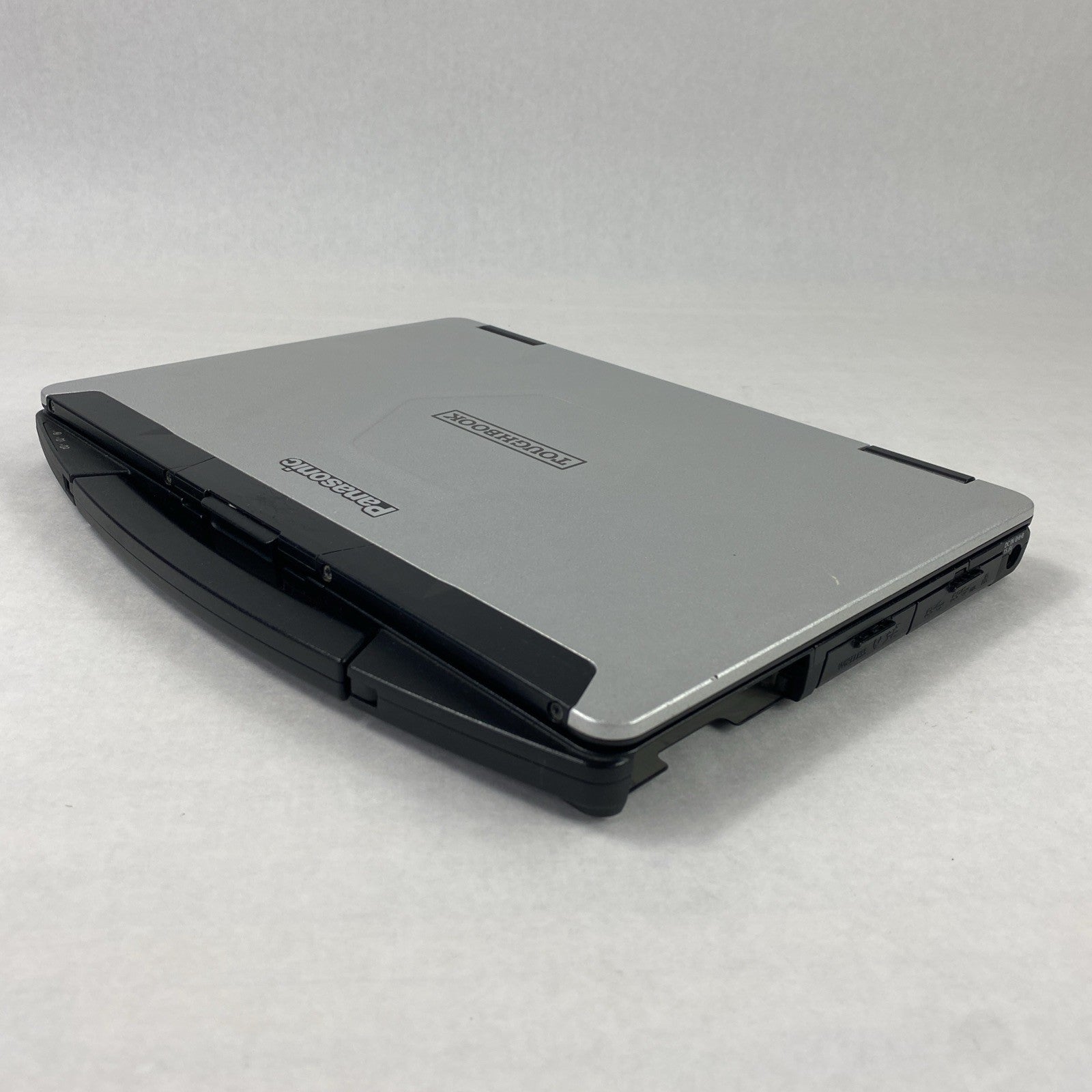 Panasonic Toughbook CF-54 14" Touch i5-6300U 2.4GHz 8GB RAM No Battery No HDD/OS