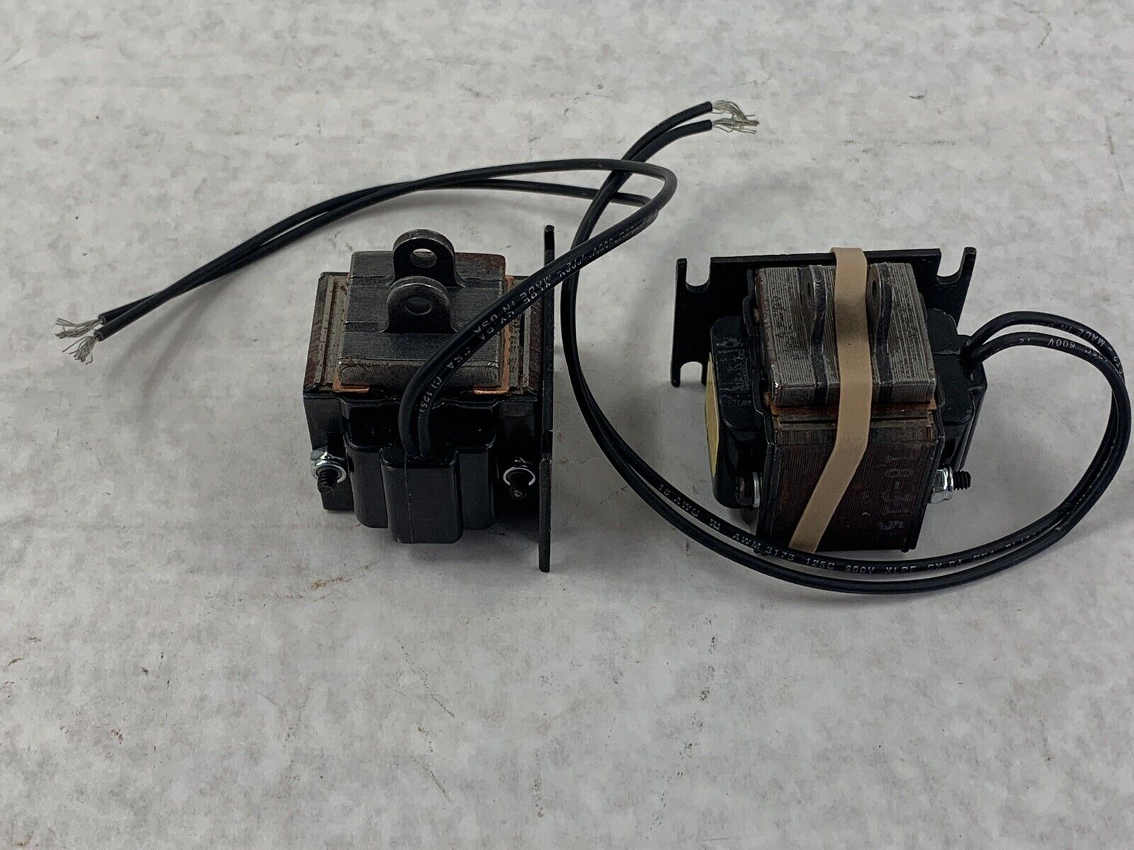 Lot of 2 Decco 9-2107M-323 220/50