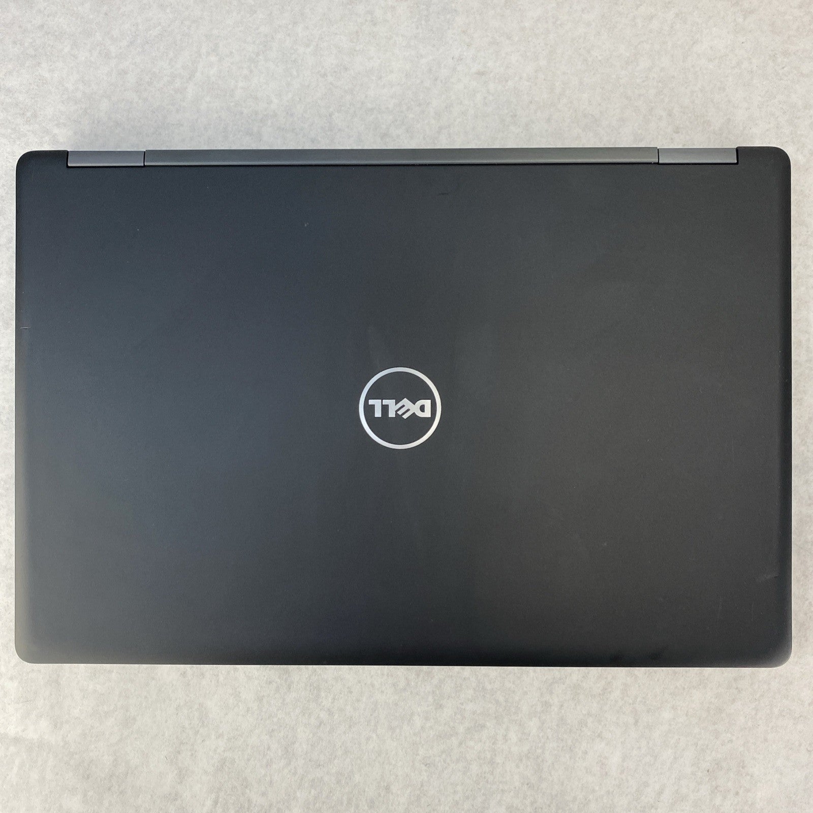 Dell Latitude 5580 Intel Core i5-7300U 2.60 GHz 8 GB RAM 15.6" No HDD No OS