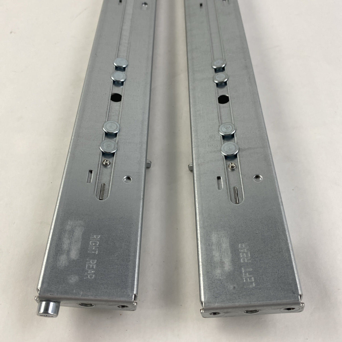 Foxconn 2F77A-02 Right and Left Sliding Server Rails - No Screws3