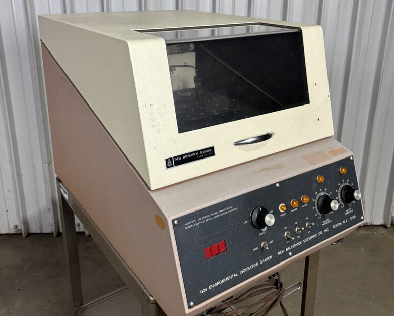 New Brunswick G-24 Environmental Incubator Orbital Shaker G24 Powers On