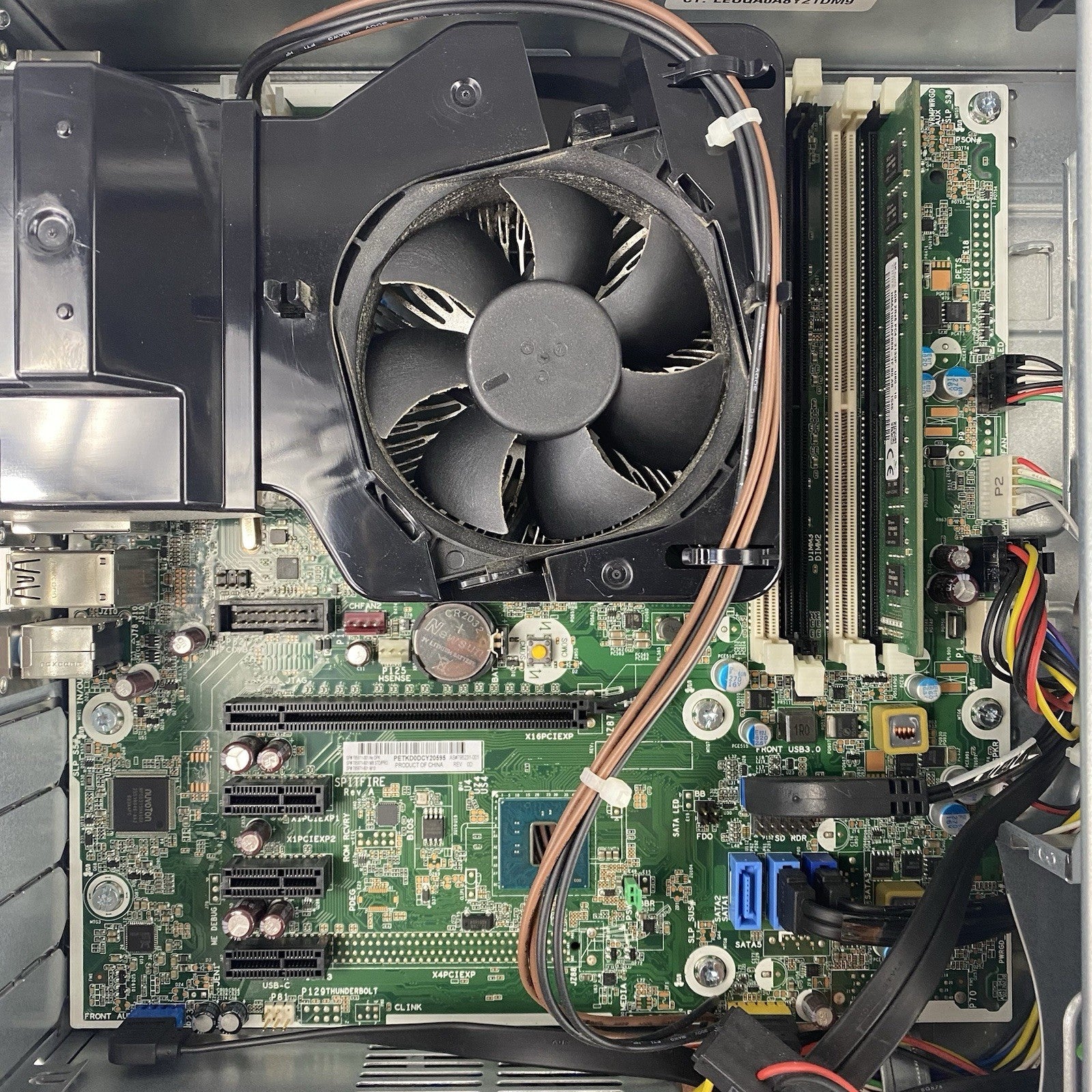 HP ProDesk 600 G2 SFF Intel Core i5-6500 3.2GHz 8GB RAM No HDD No OS