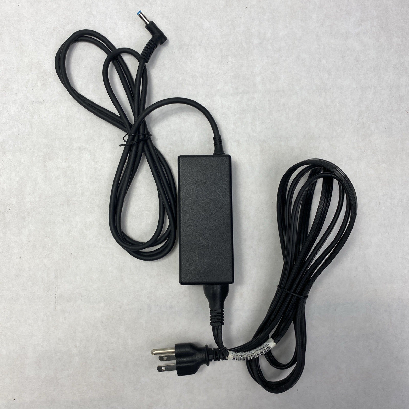HP PPP009D 65W 19.5V 3.33A 4.5mm Laptop AC Adapter w/ Power Cord - Lot of 43