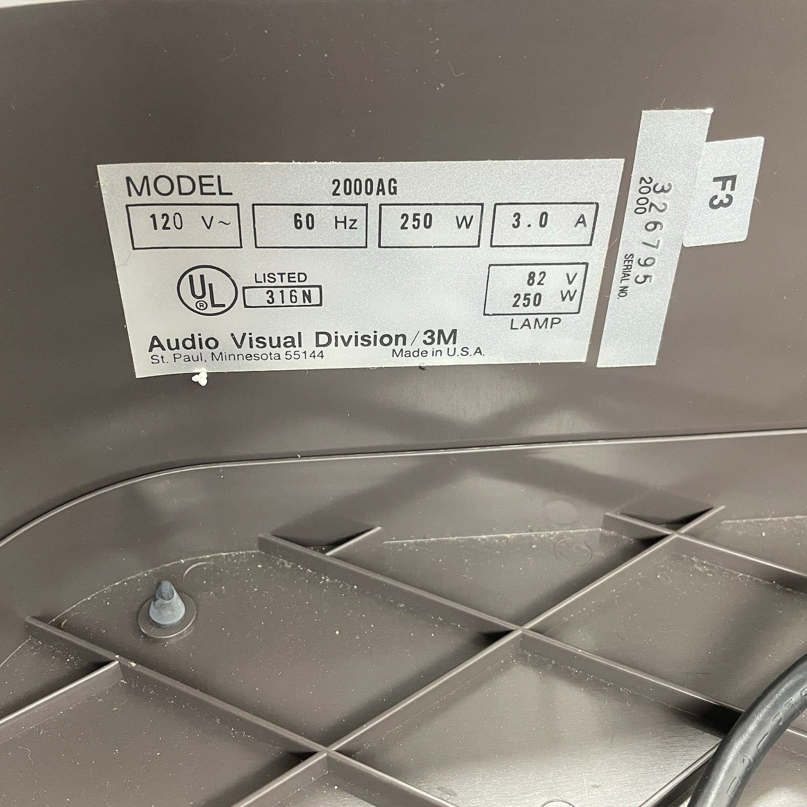 3M 2000AG Overhead Projector For Parts Not Working