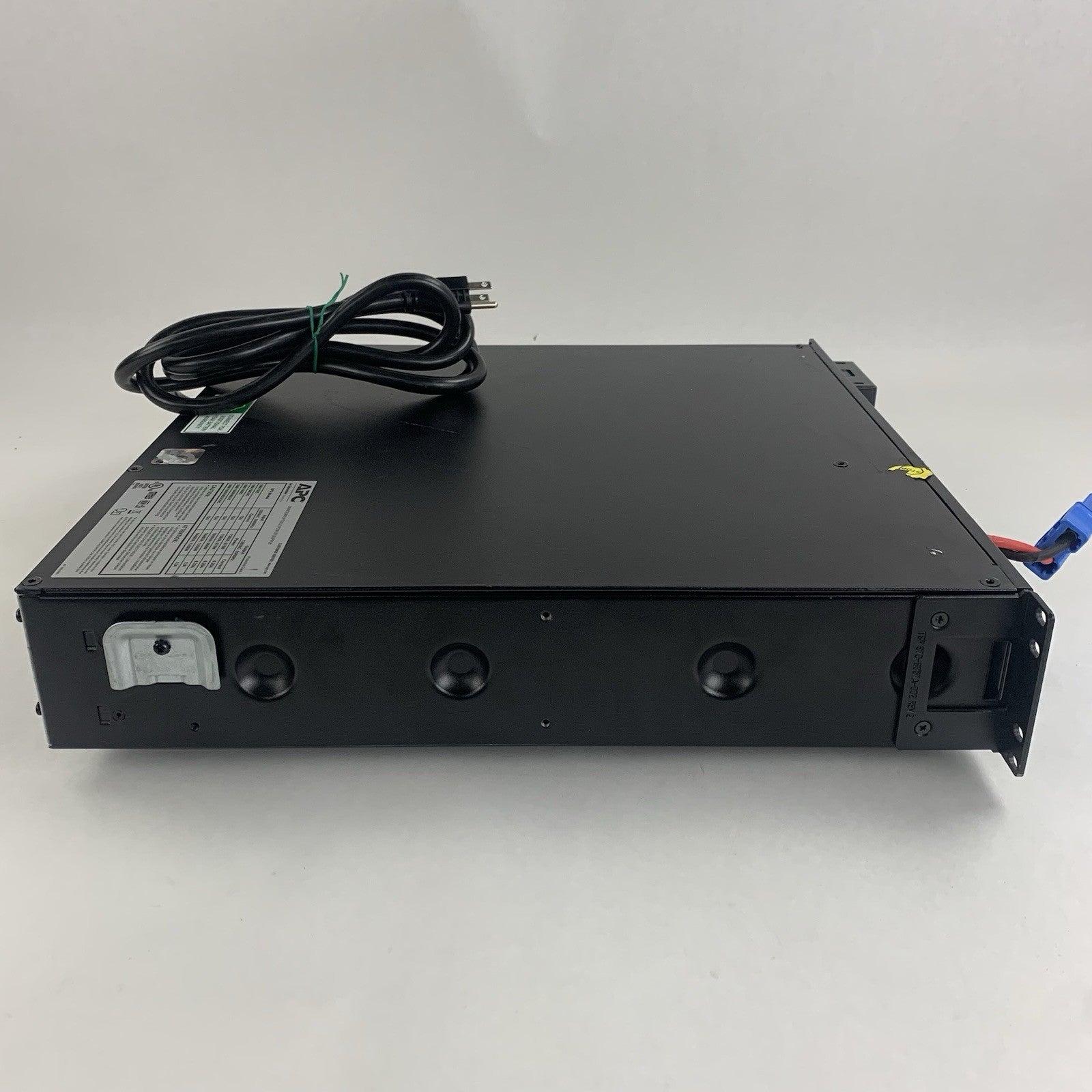 APC SMX1500RM2UC SmartUPS LCD 1500va Tested w/ rack ears No Batteries/Faceplate6