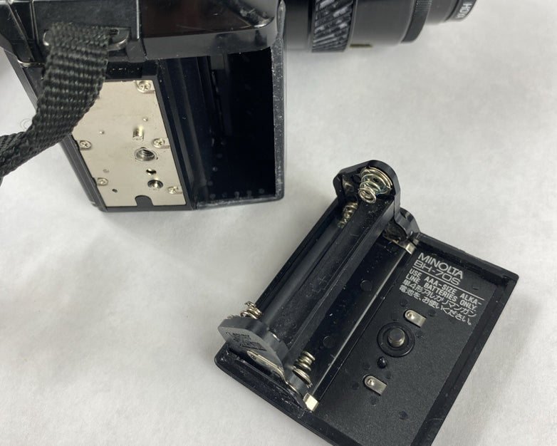 Minolta Maxxum 7000 AF SLR 35mm Film Camera With Extra Lens and Flash Attachment