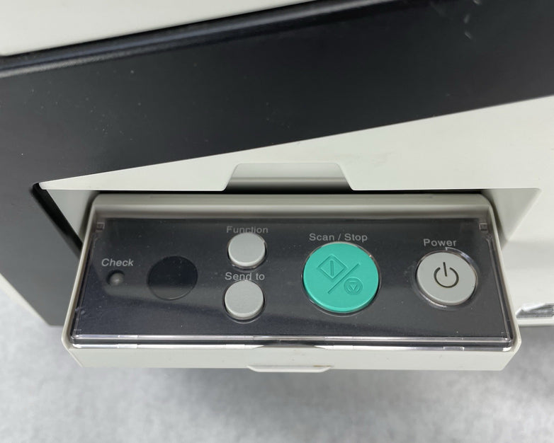 Fujitsu Fi-6670 Color Duplex USB Scanner 519750 Page Count No Trays Tested
