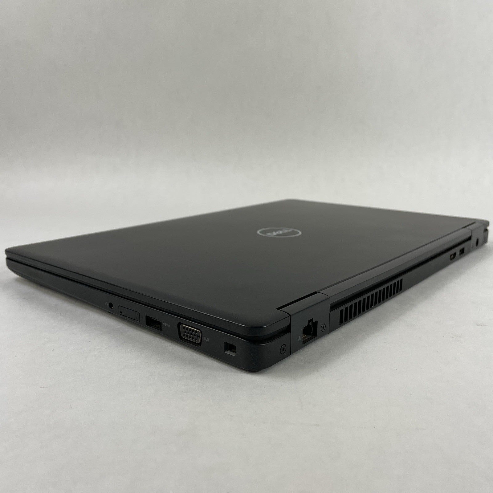 Dell Latitude 5580 15.6" i5-7300U 2.60 GHz 8 GB RAM No SSD/OS/AC/Batt14