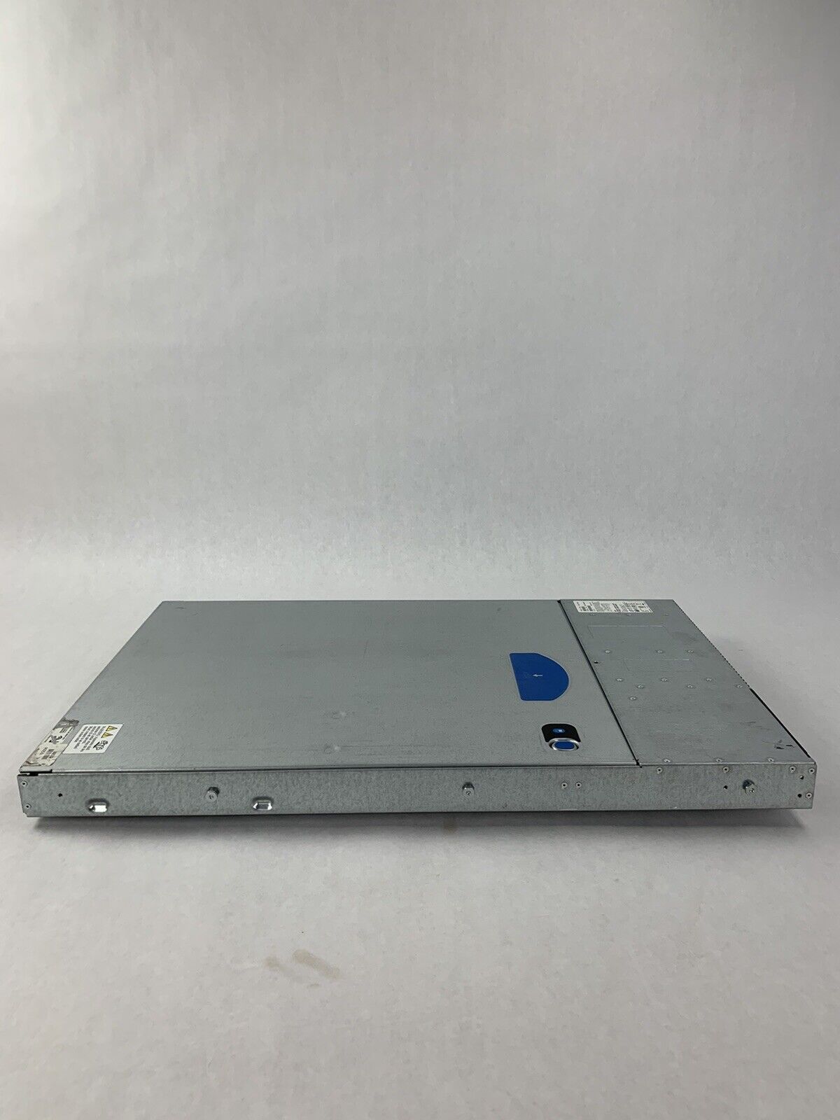 Intel Server System SR1475NH1 Pentium D 3.4 GHz  2 GB Ram No OSS No HDD