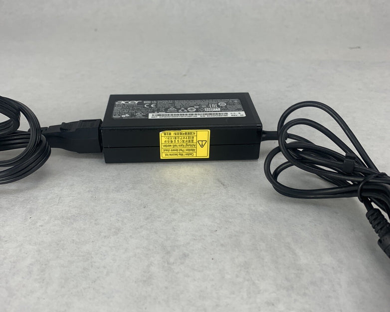 Lot of 5 Acer ADP-65VH F AC/DC Adapter