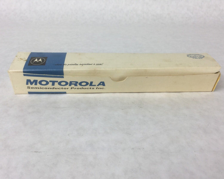 Motorola Semiconductor MLED55 (Lot of 18)