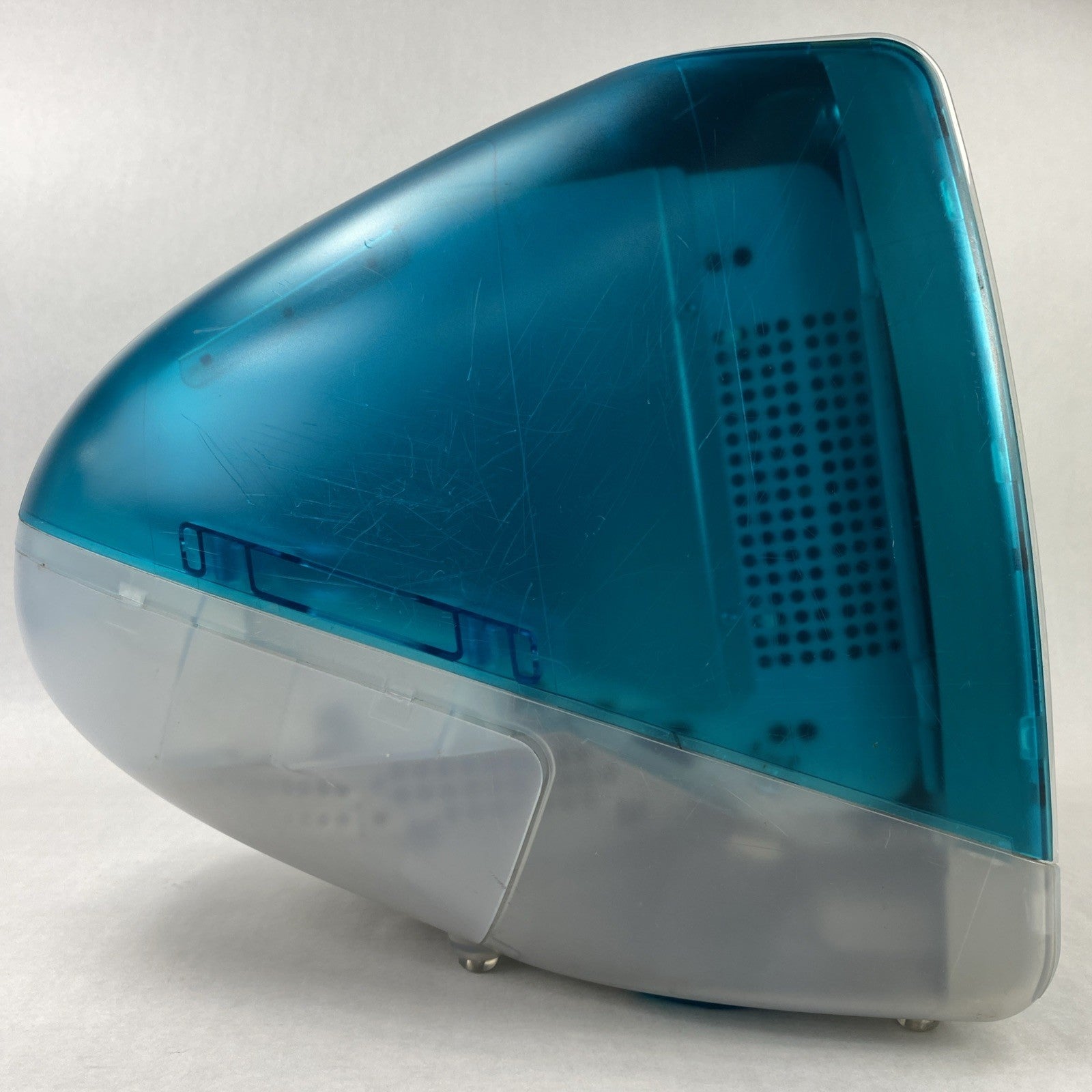 Apple M4984 iMac G3 1999 PowerPC G3 333MHz 96MB RAM No HDD No OS